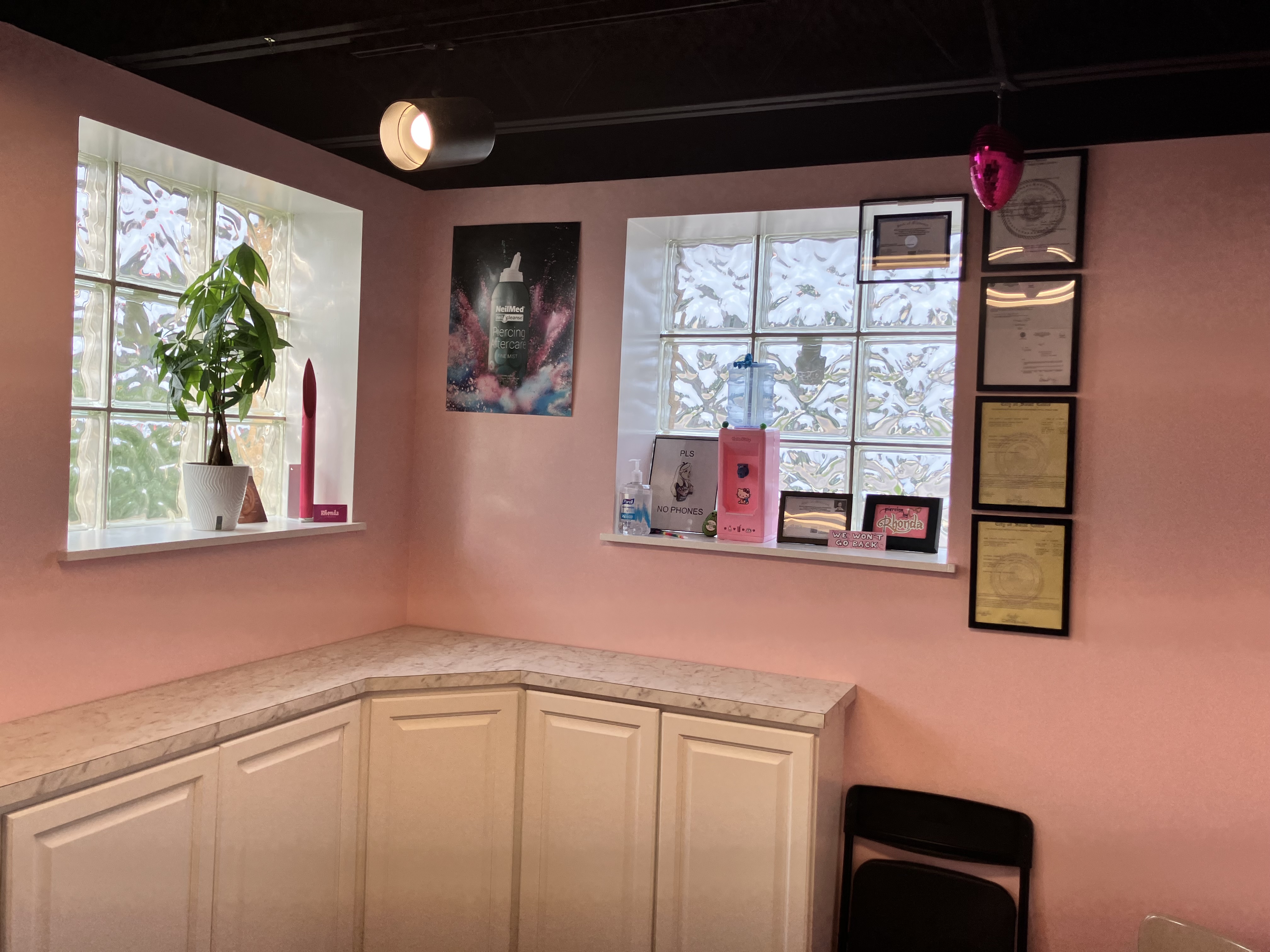 Needle Lotta Lovin Image