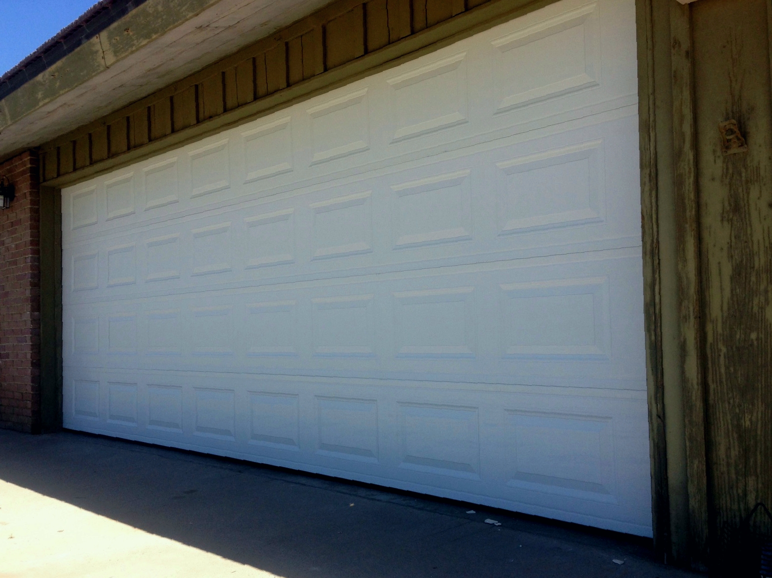 Mike's Garage Door Co in Fresno, CA (559) 2763667