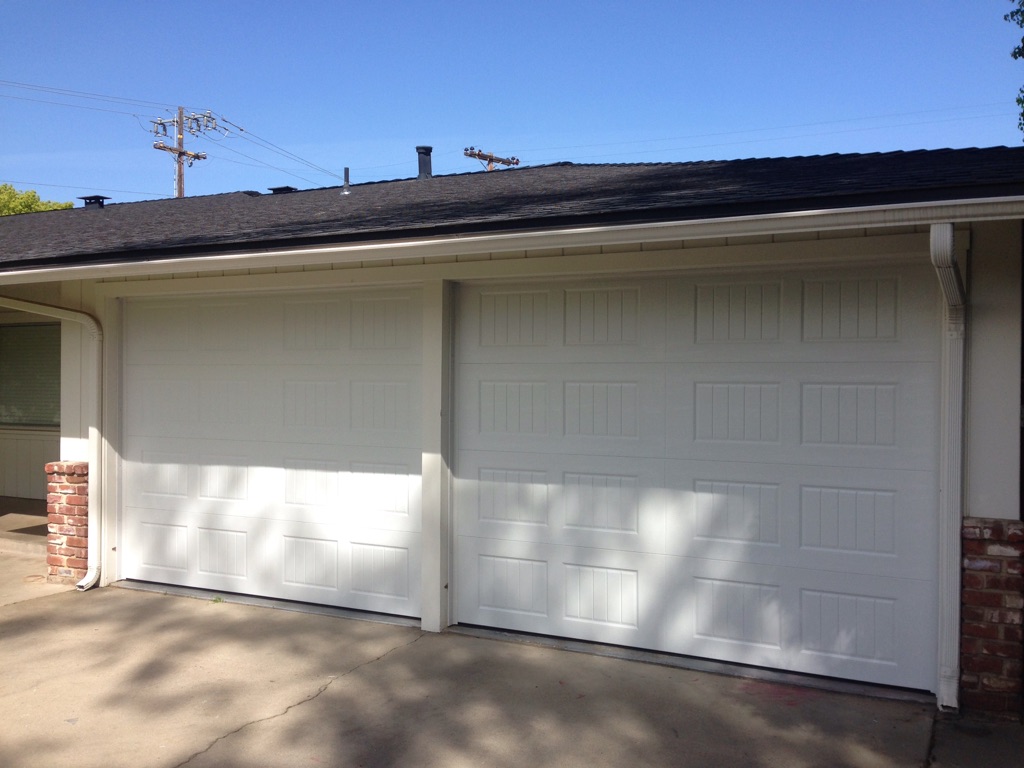 Mike's Garage Door Co Image