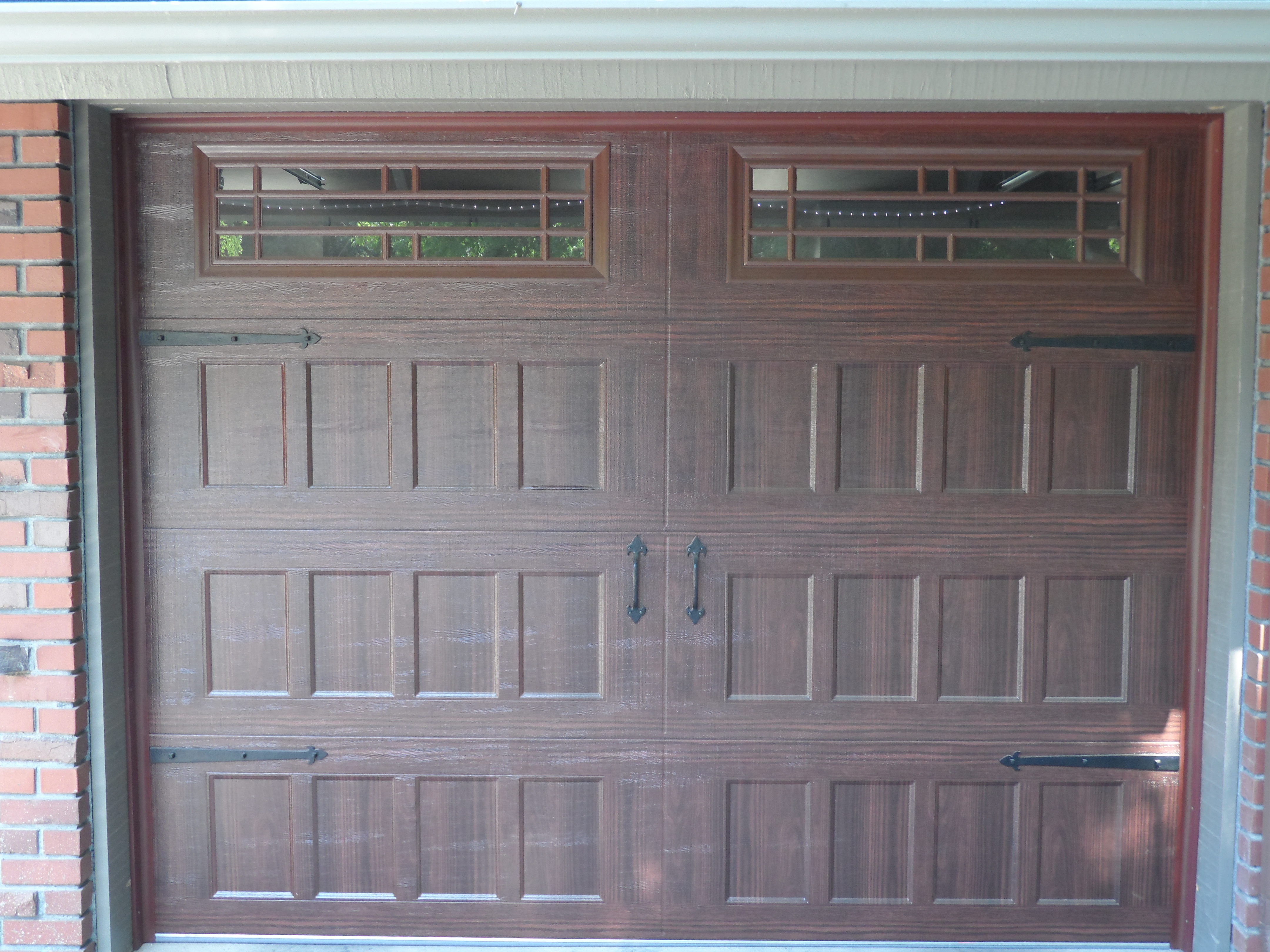 Mike's Garage Door Co Image
