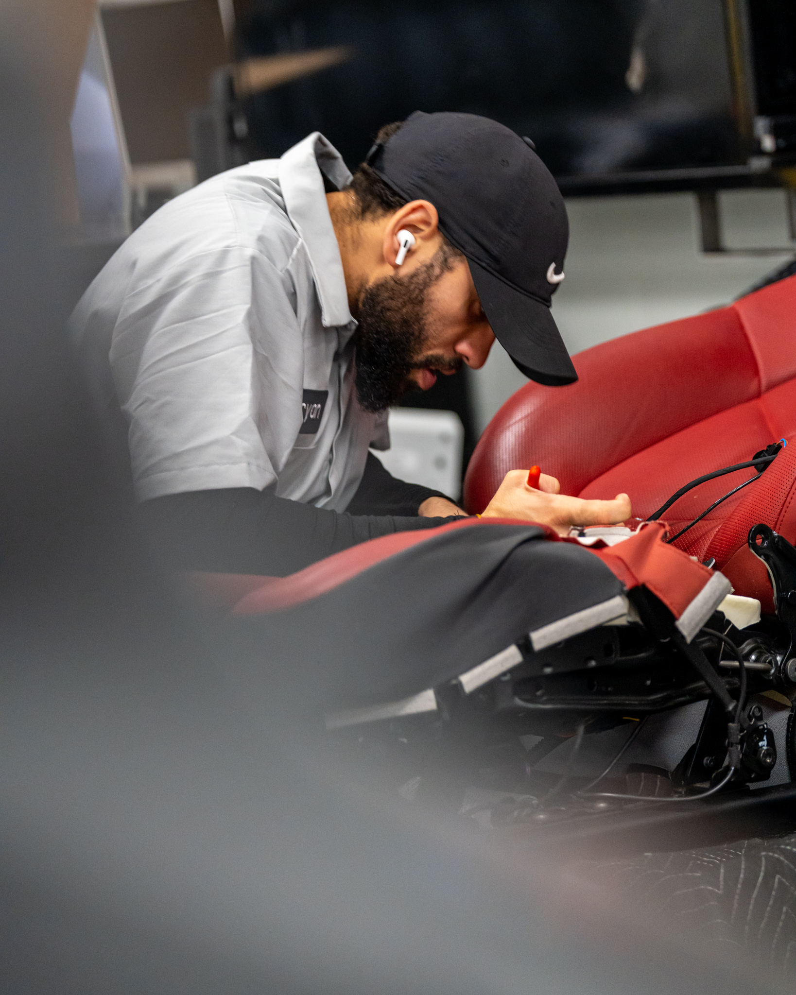 Porsche Warwick Service and Parts Image