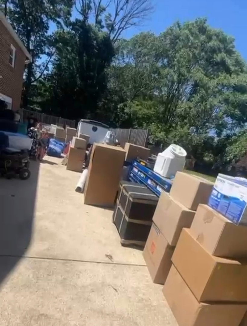 AMB Moving &amp; Storage Inc Logo