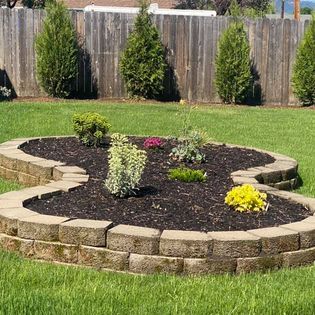 Rogue Valley Gardens LLC Image