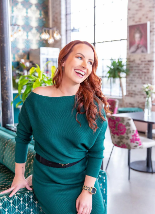 Danielle Lee Darling - Transformation Specialist Image