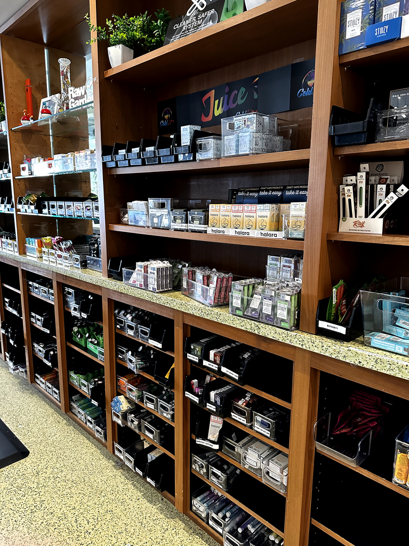 Sunset Pipeline Dispensary Image