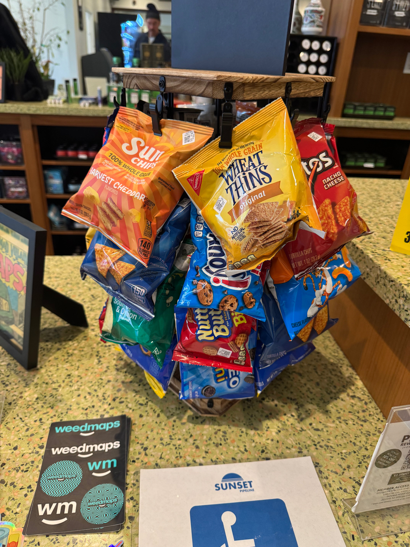 Sunset Pipeline Dispensary Image