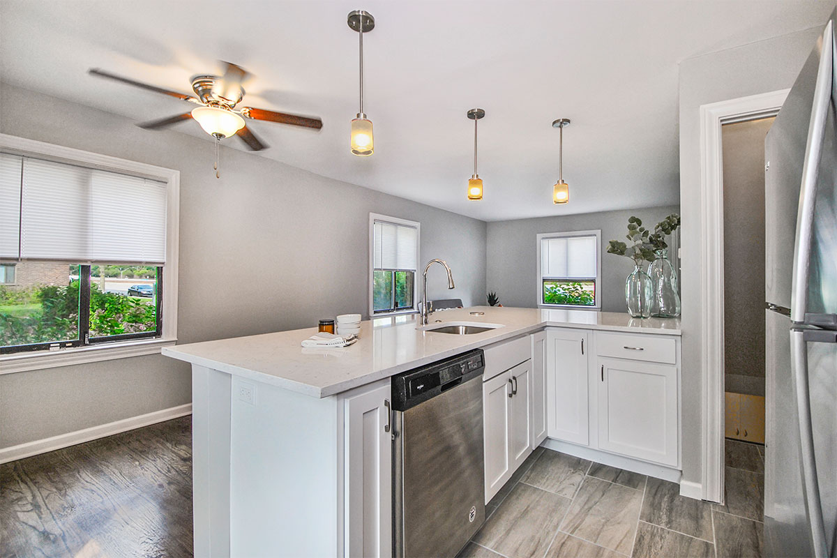 Village Green Townhomes of Oak Park - Oak Park, MI