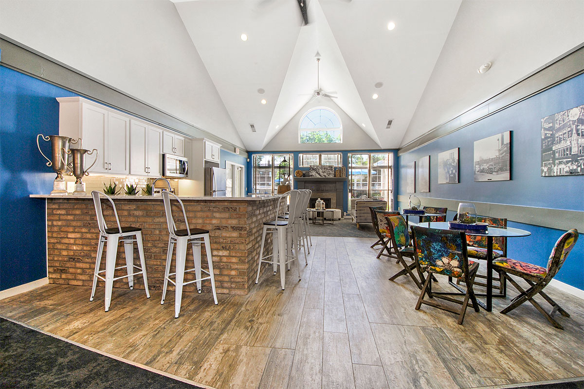 Village Green Townhomes of Oak Park - Oak Park, MI