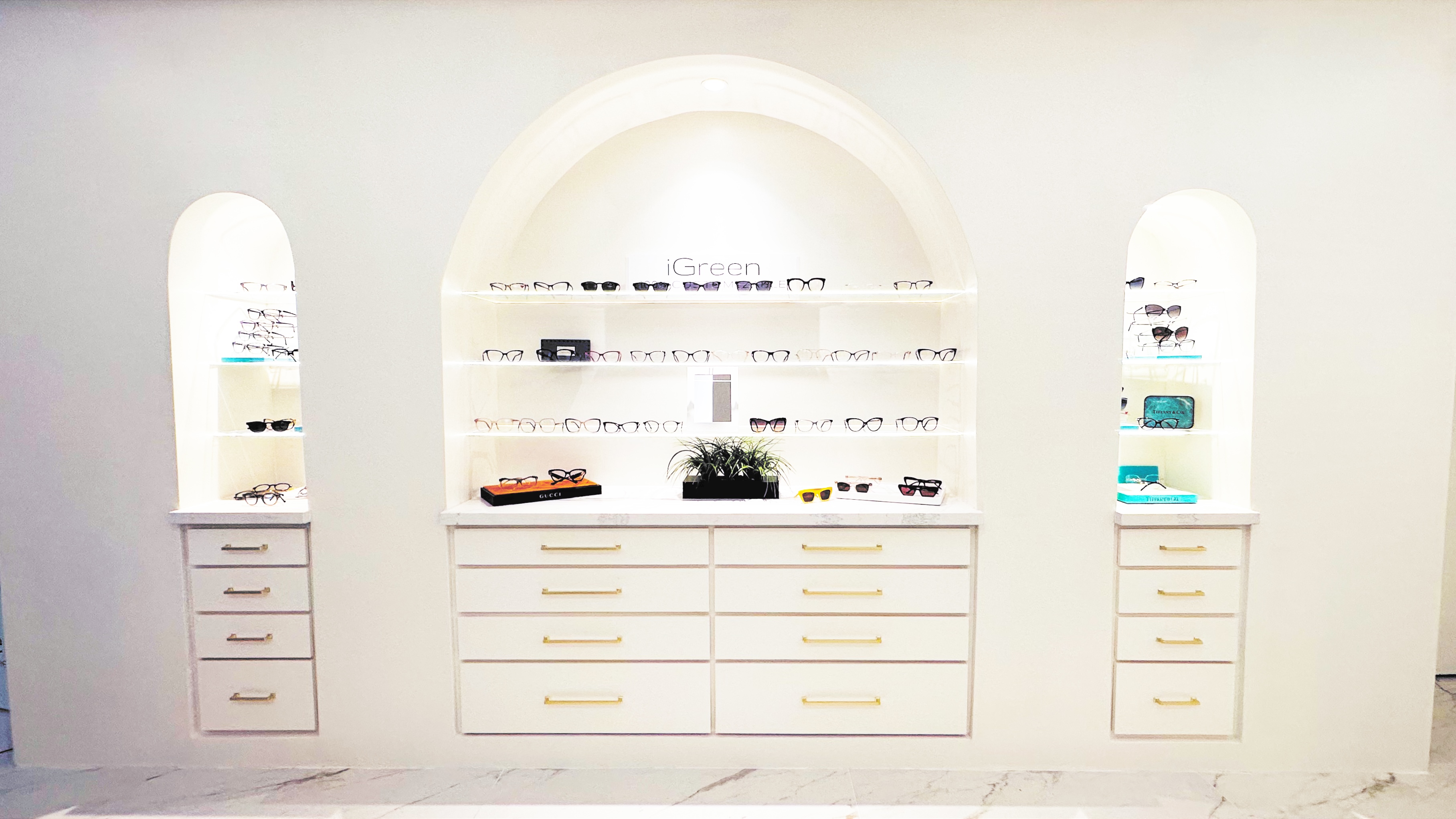 Carousel Eyecare Image