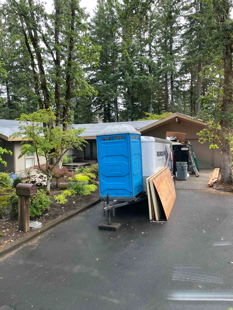 Raindrop Roofing Northwest Image