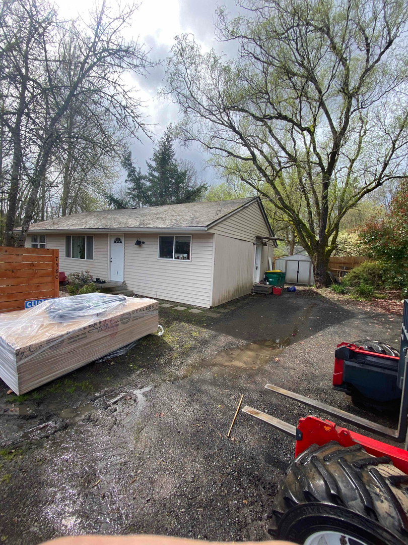 Raindrop Roofing Northwest Image
