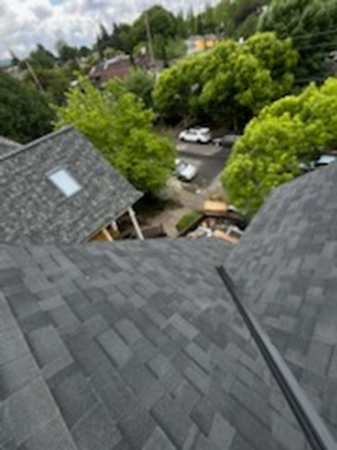 Raindrop Roofing NW LLC Image