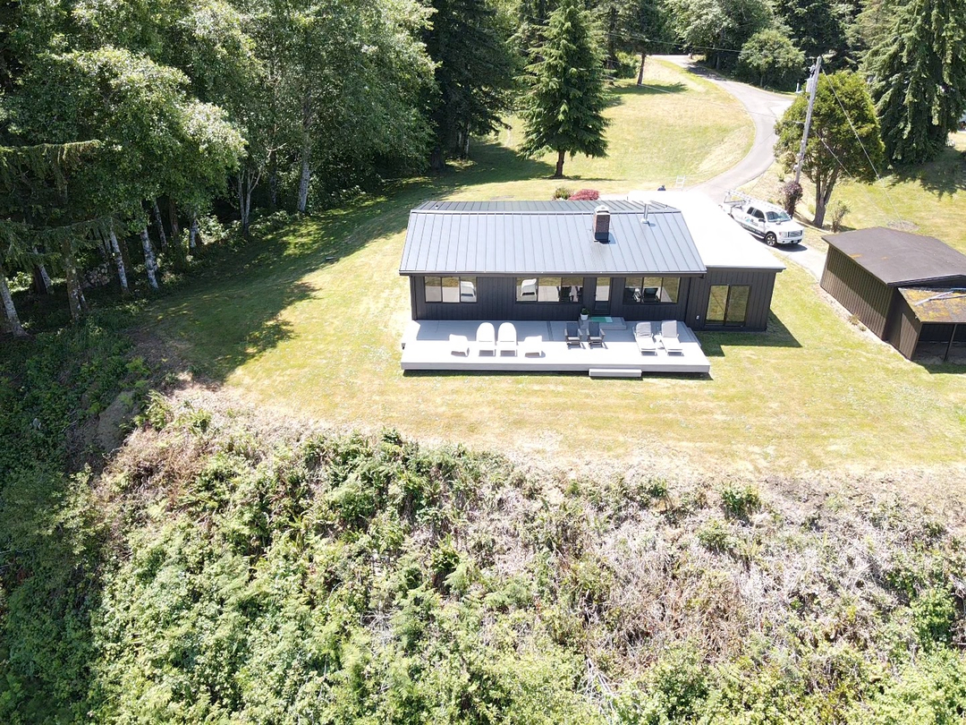 Raindrop Roofing NW LLC Image