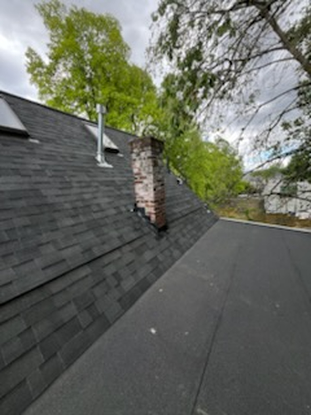Raindrop Roofing Northwest Image
