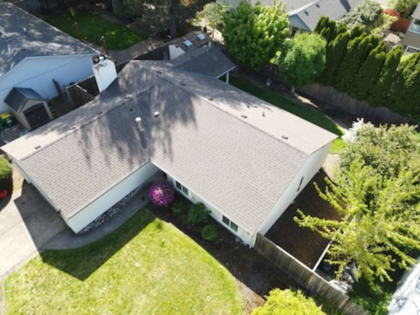Raindrop Roofing Northwest Image
