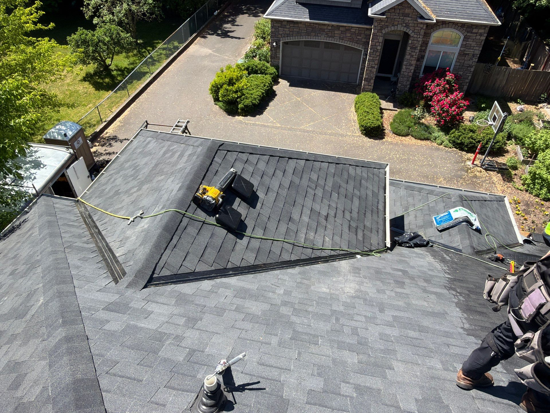 Raindrop Roofing Northwest Image