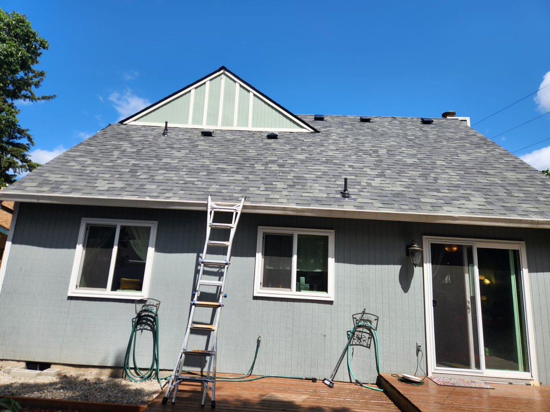 Raindrop Roofing NW LLC Image