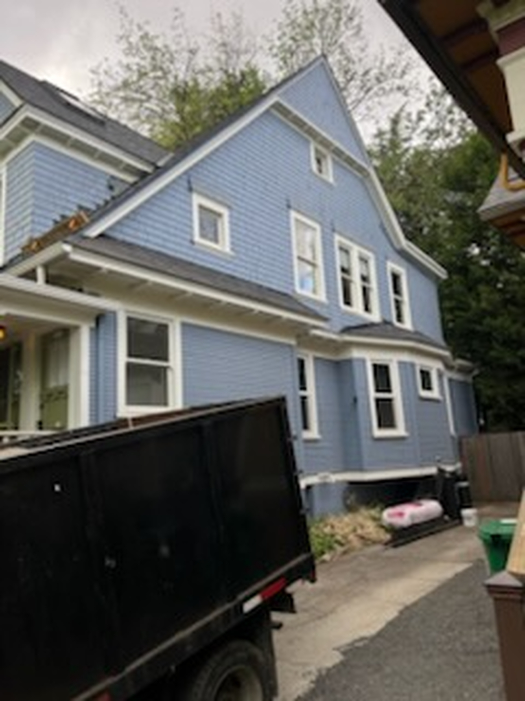 Raindrop Roofing Northwest Image