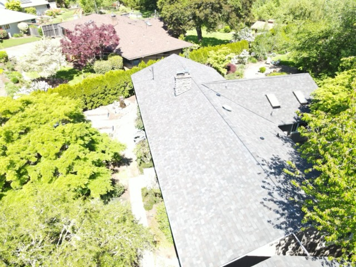 Raindrop Roofing NW LLC Image