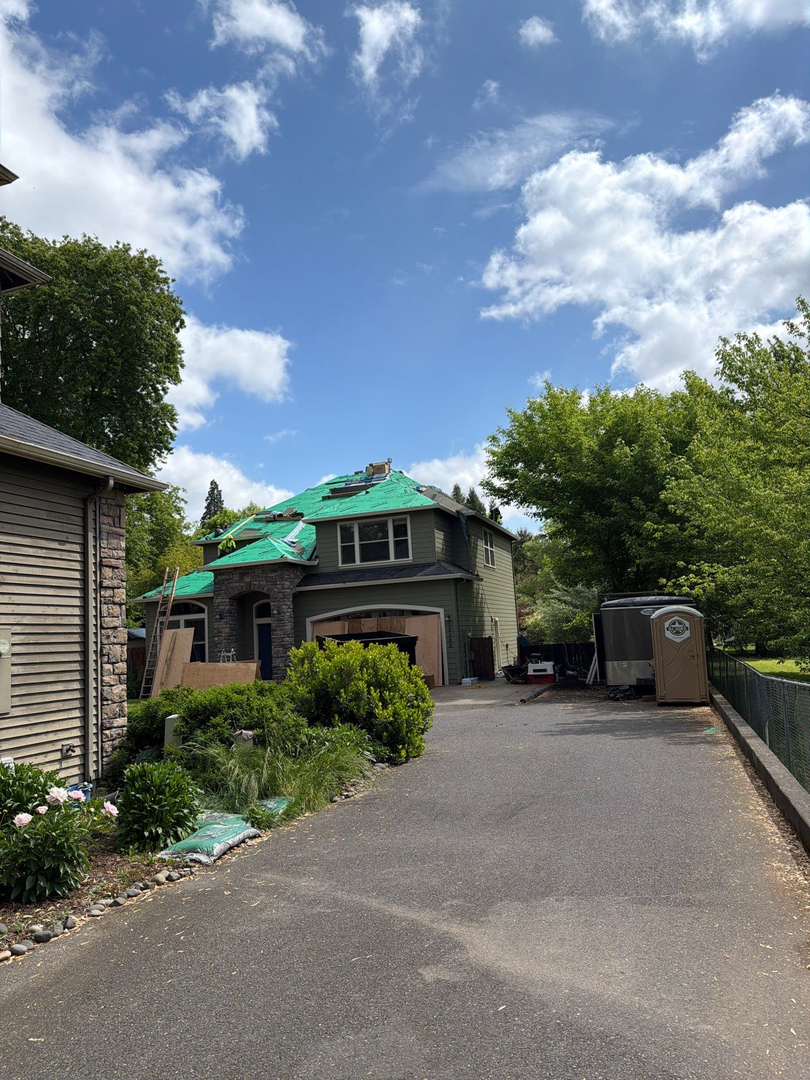 Raindrop Roofing Northwest Image