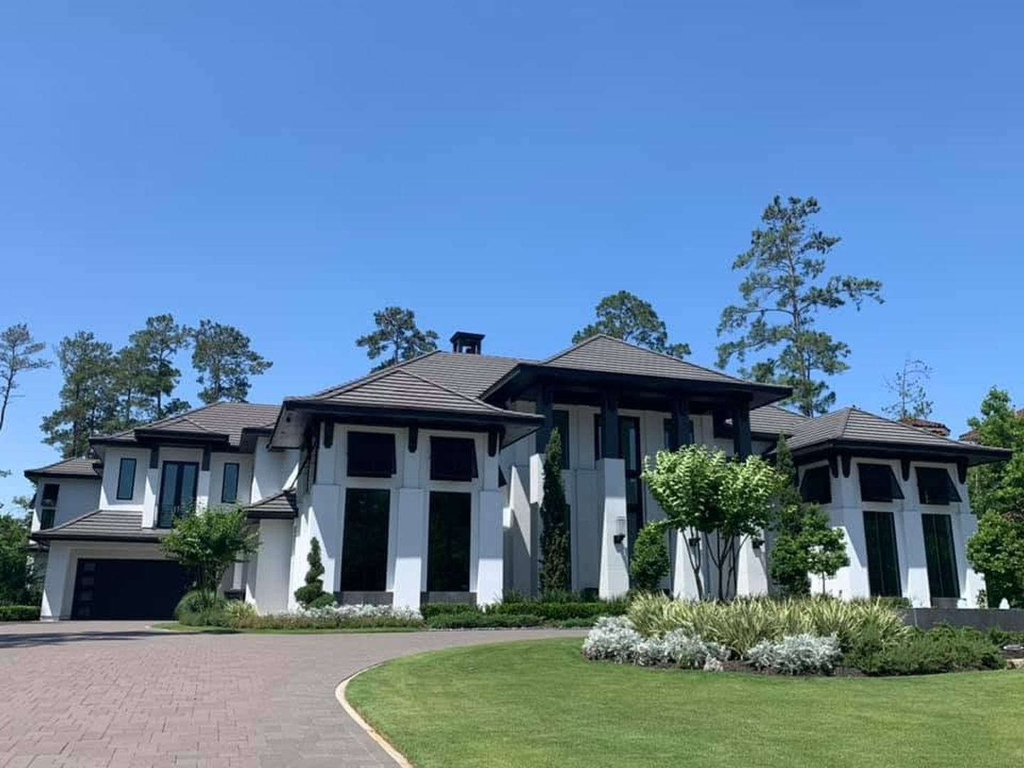 The Roof Guys Image