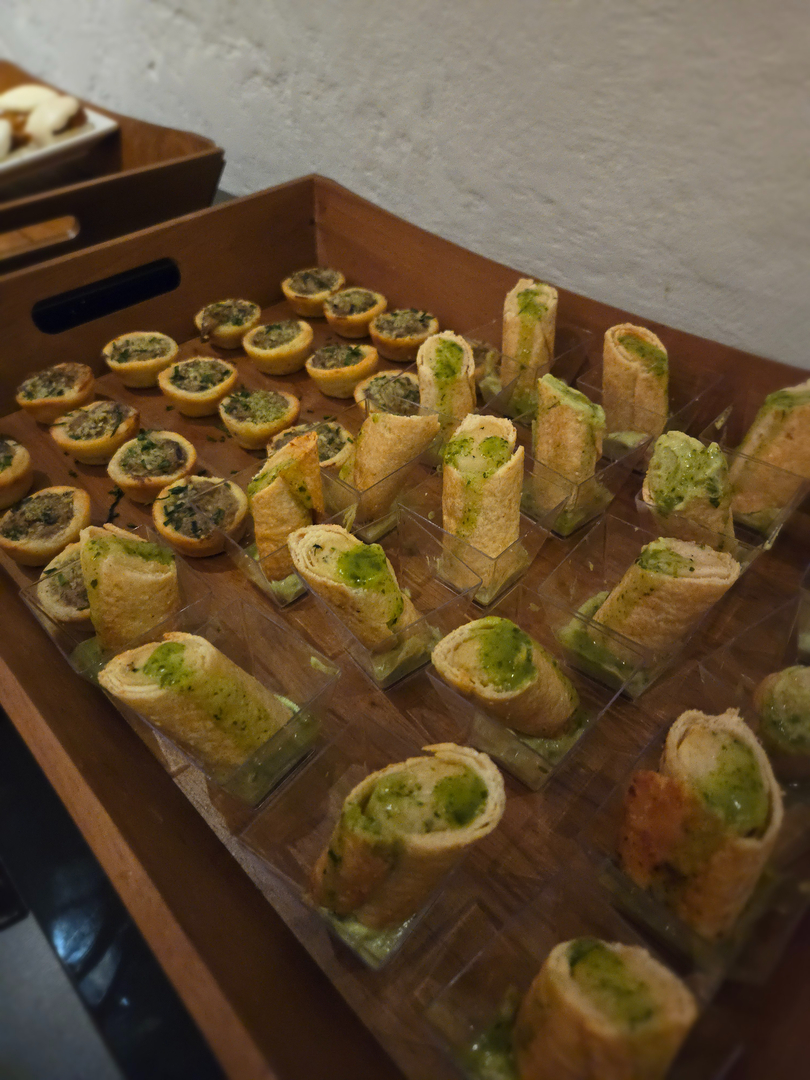 Select Service Catering Image