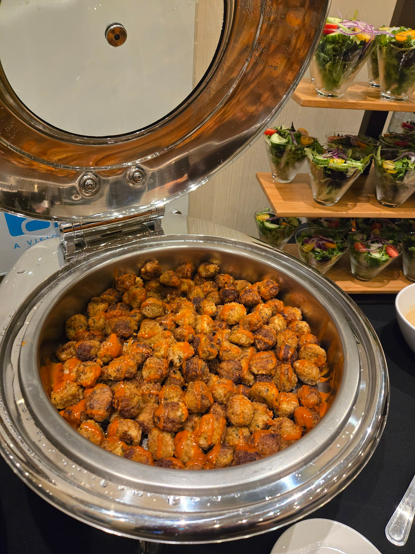 Select Service Catering Image