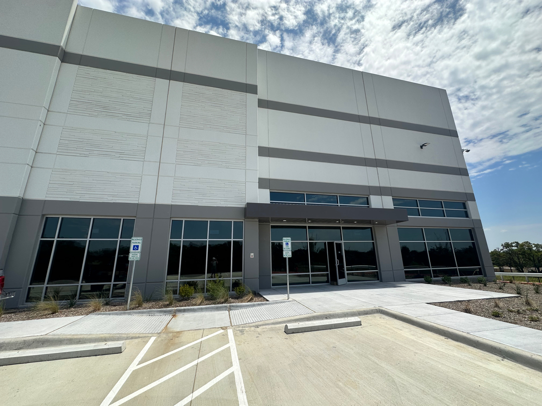 Sun Masters Commercial & Residential Window Tinting Image