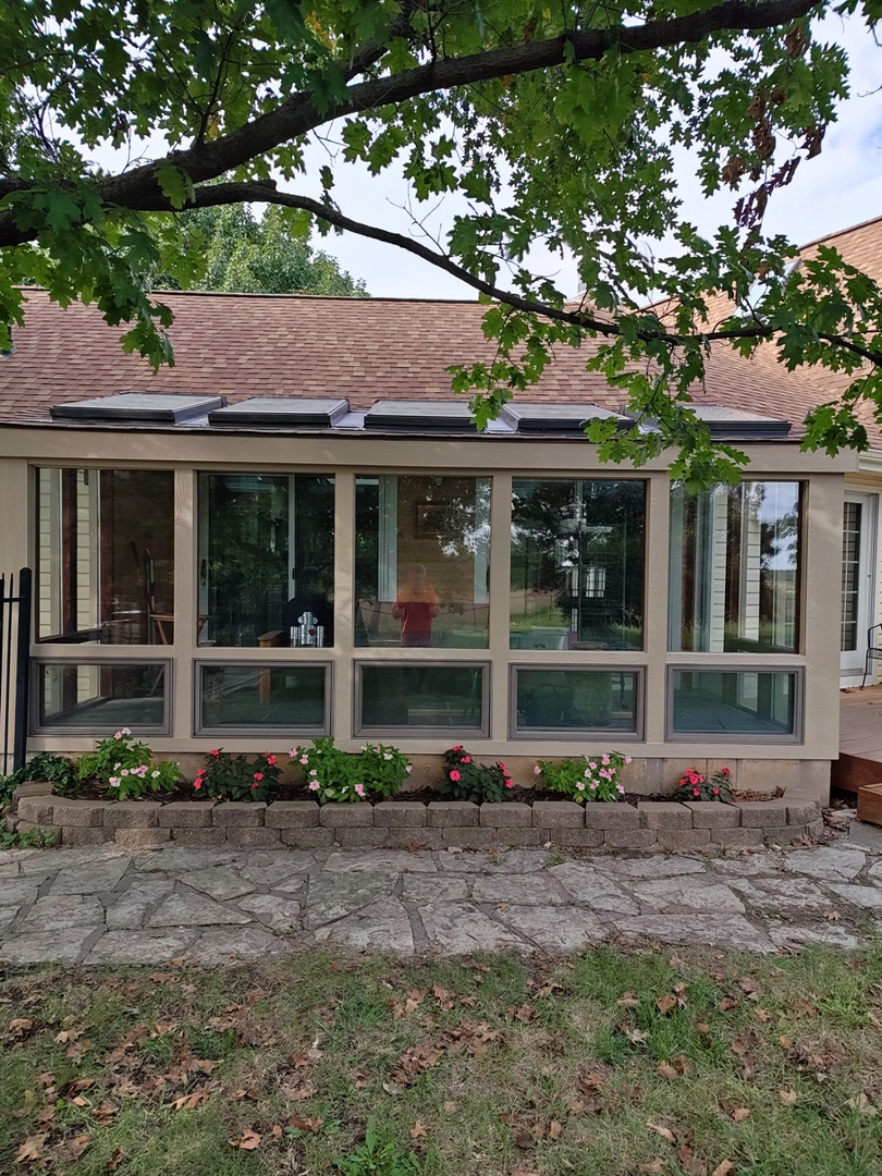 VersaCon Roofing & Construction Image