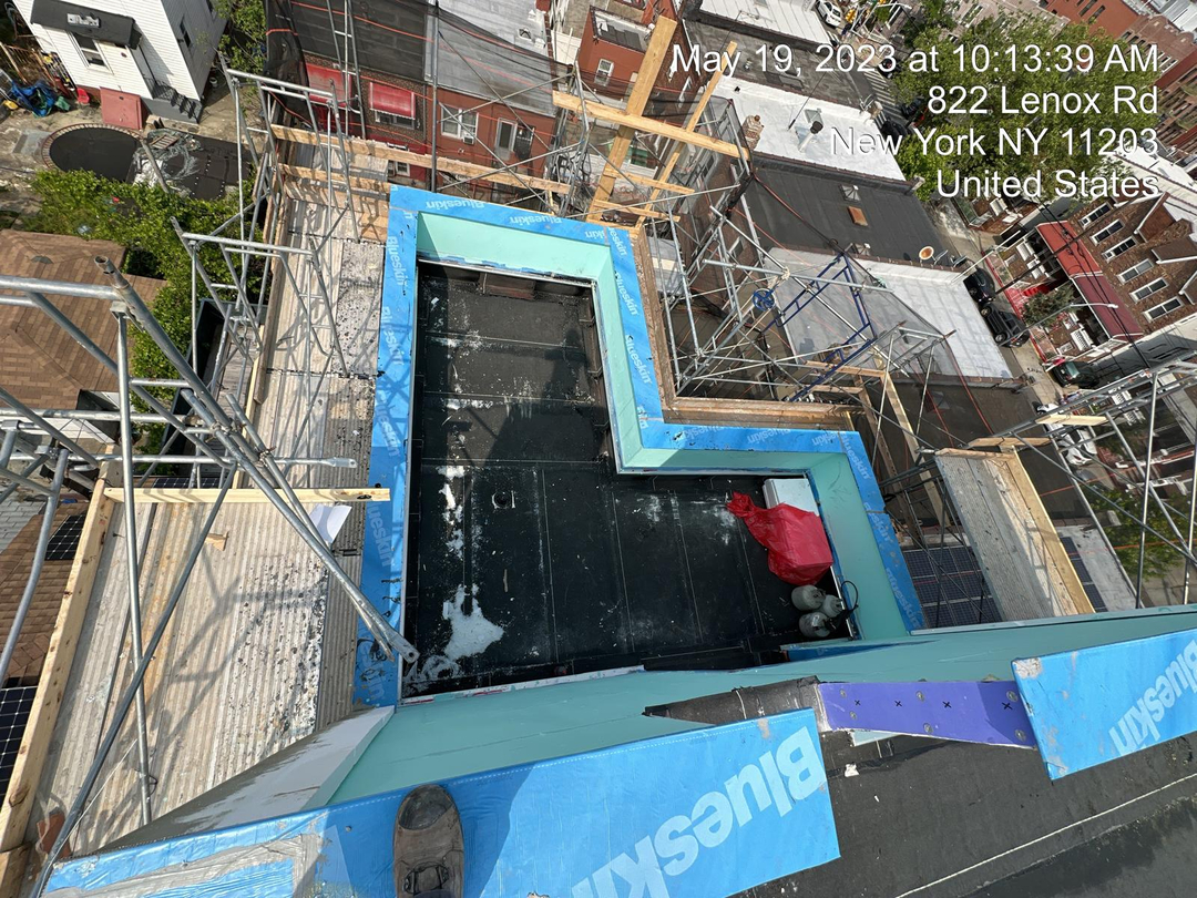 SkyWalker Roofing and Stucco Image