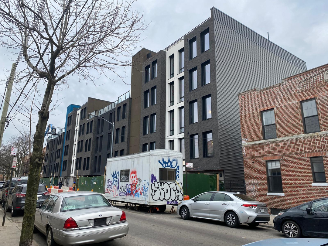 SkyWalker Roofing and Stucco Image