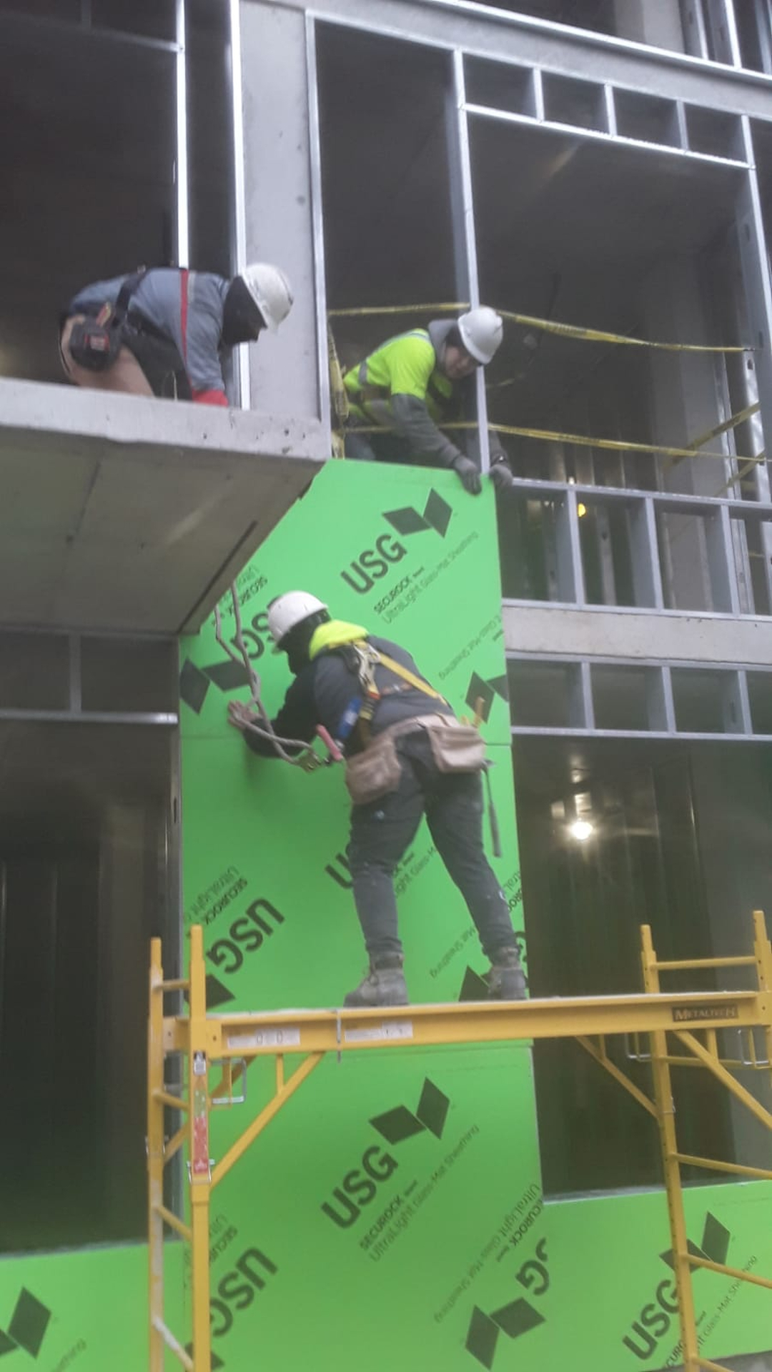 SkyWalker Roofing and Stucco Image