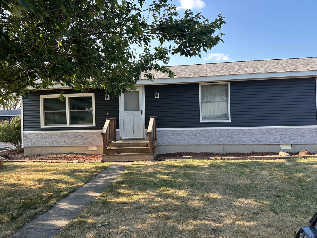 Affordable Roofing, Siding and Gutters Image
