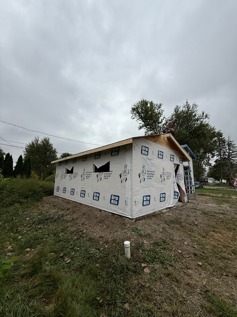 Affordable Roofing, Siding and Gutters - Defiance, OH