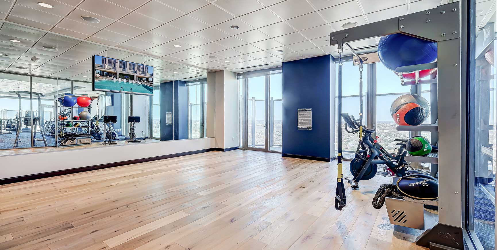 SkyHouse Frisco Station - Frisco, TX