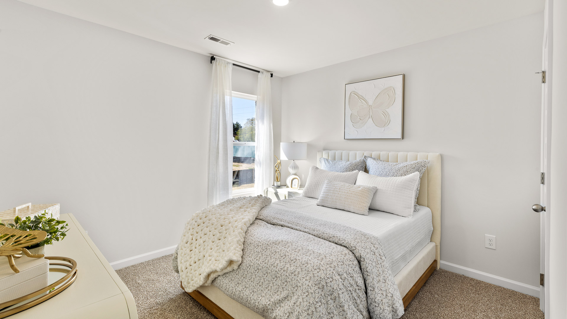 Hambrick Court by D.R. Horton Image