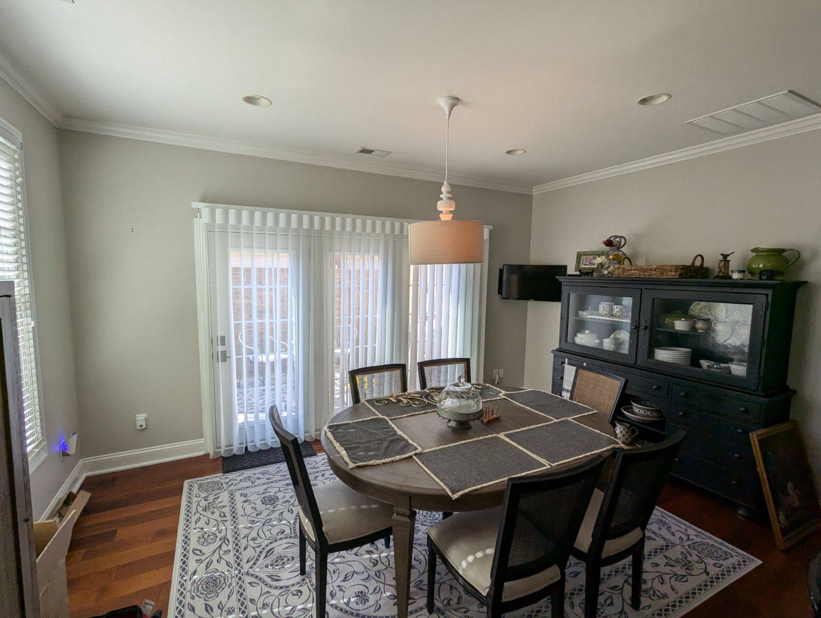 The Blinds Man Image