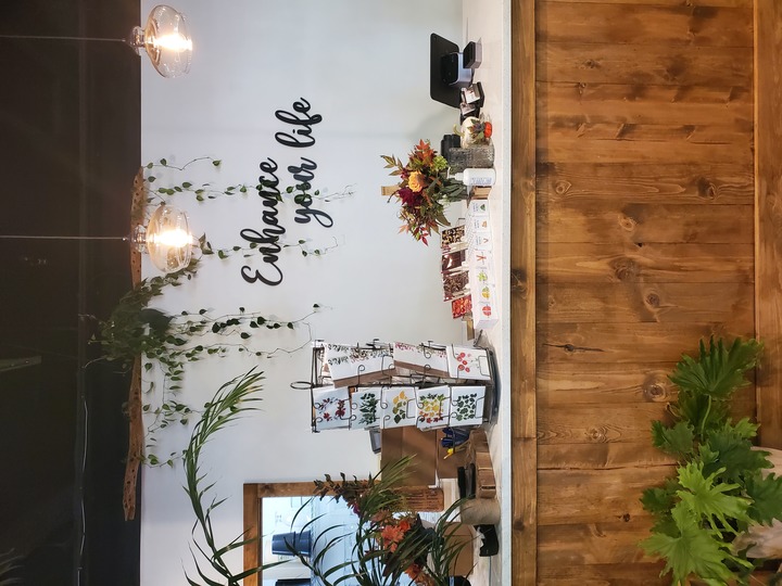 Botanica Floral + Home Image