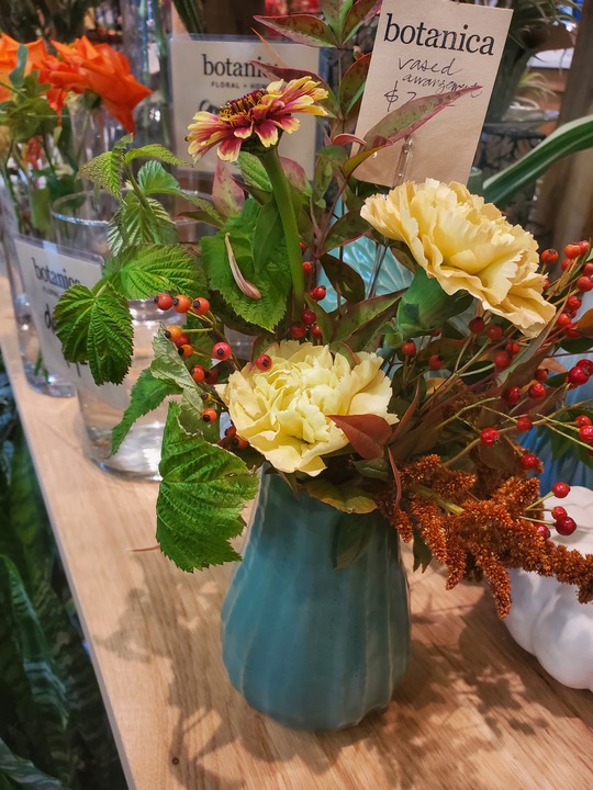 Botanica Floral + Home Image