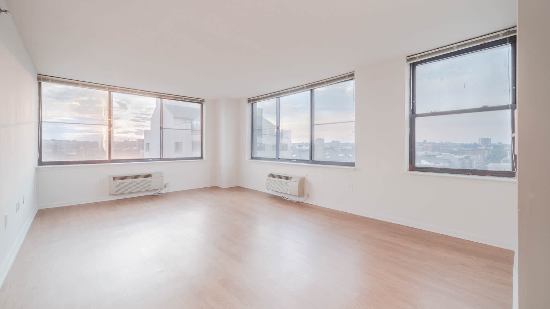 77 Park Avenue Apartments - Hoboken, NJ