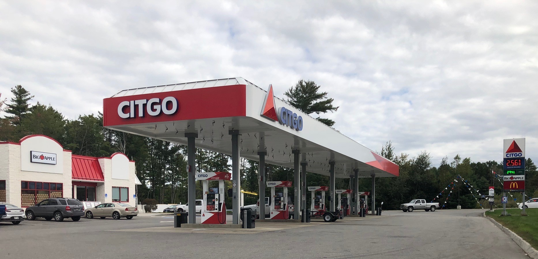 Big Apple Store Image