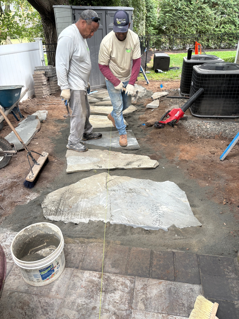 QuietCare Landscaping Image