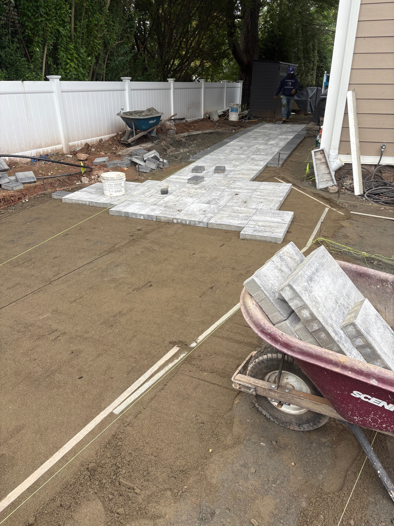 QuietCare Landscaping Image