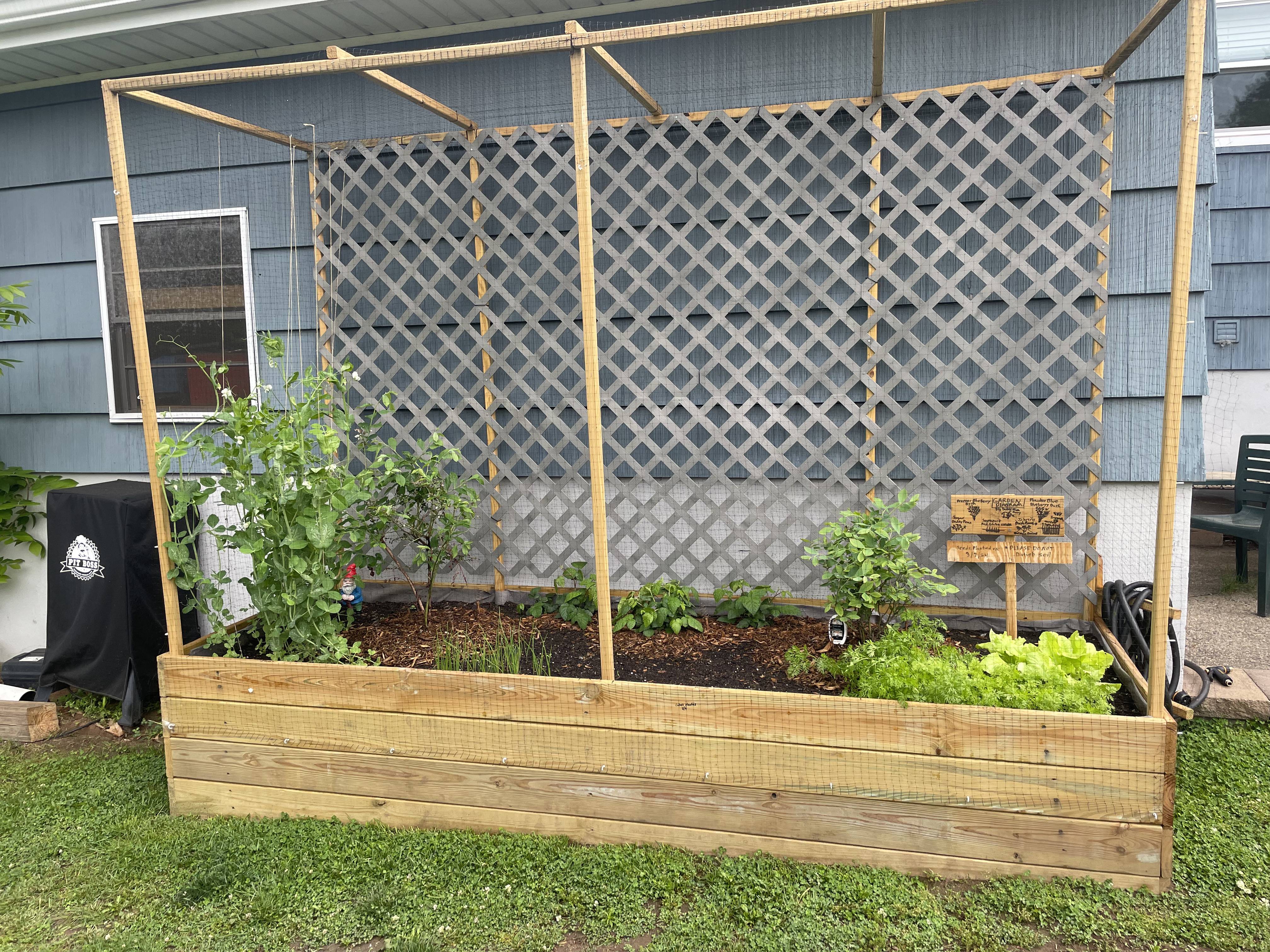 QuietCare Landscaping Image