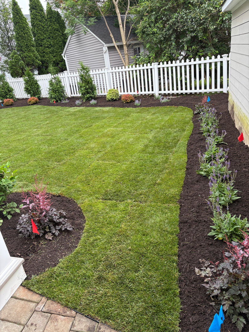 QuietCare Landscaping Image