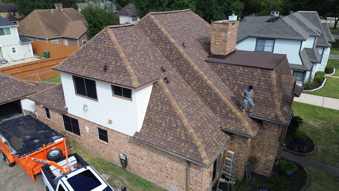 Sienna Roofing Image