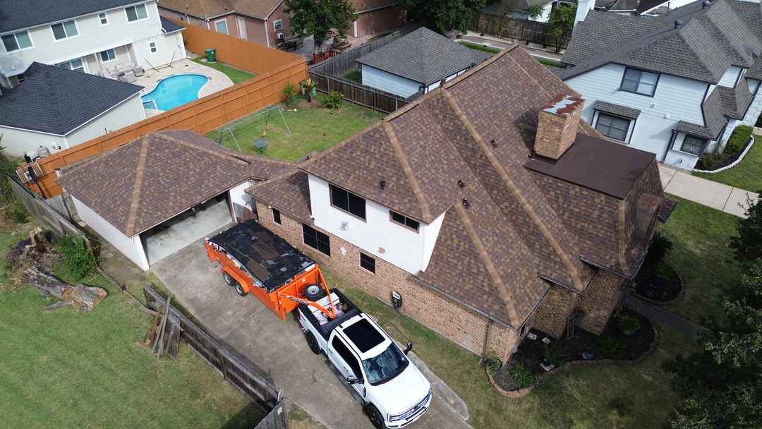 Sienna Roofing Image