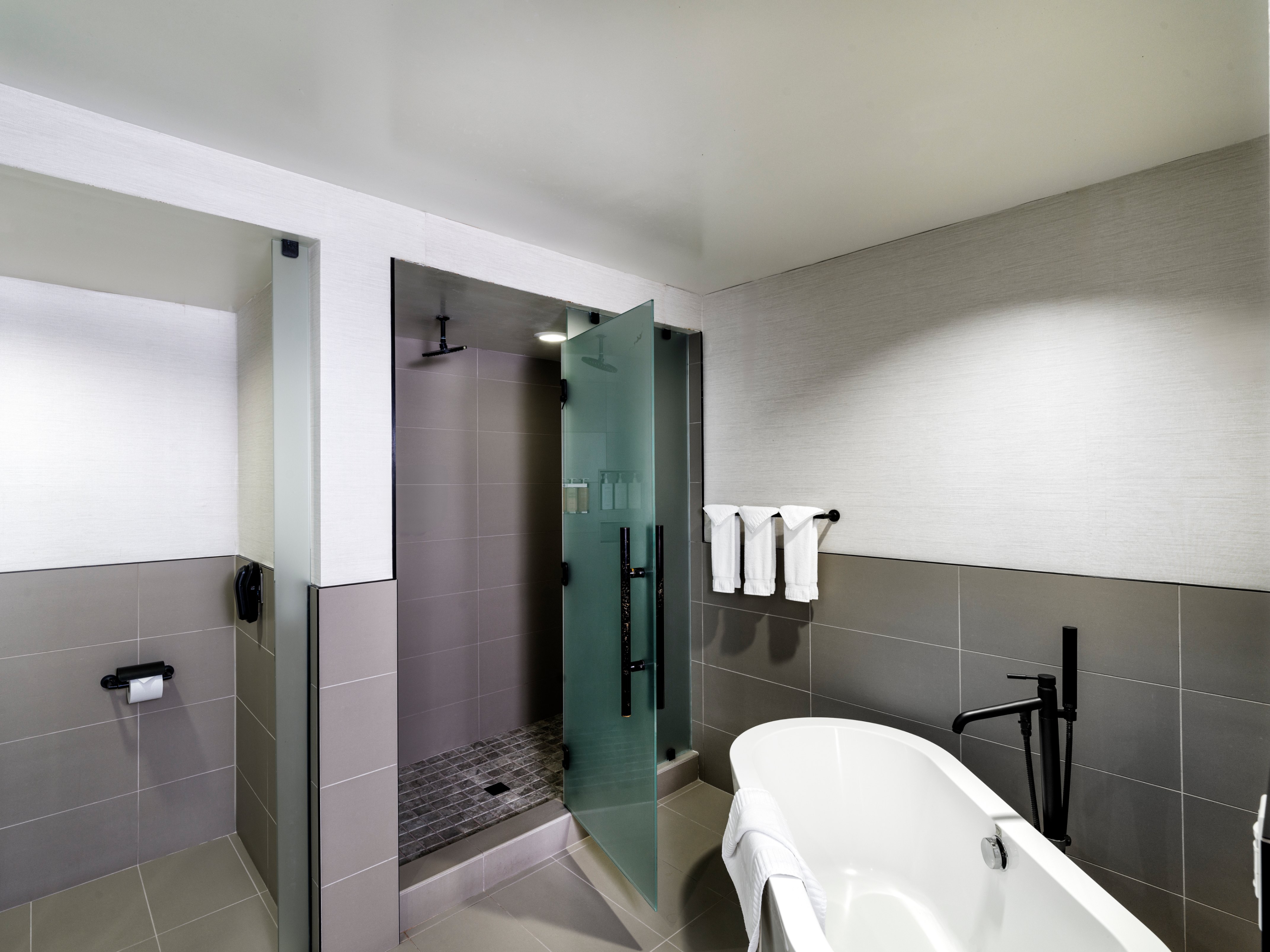 Tenaya Lodge at Yosemite Image