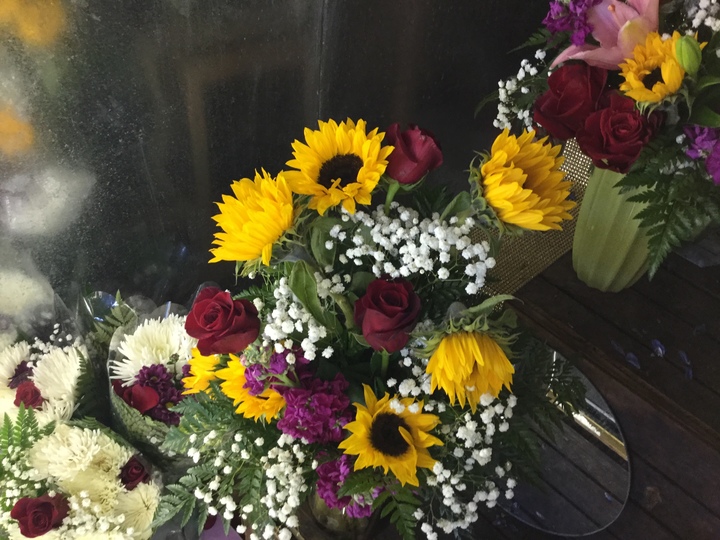 Prestigio Flowers Image