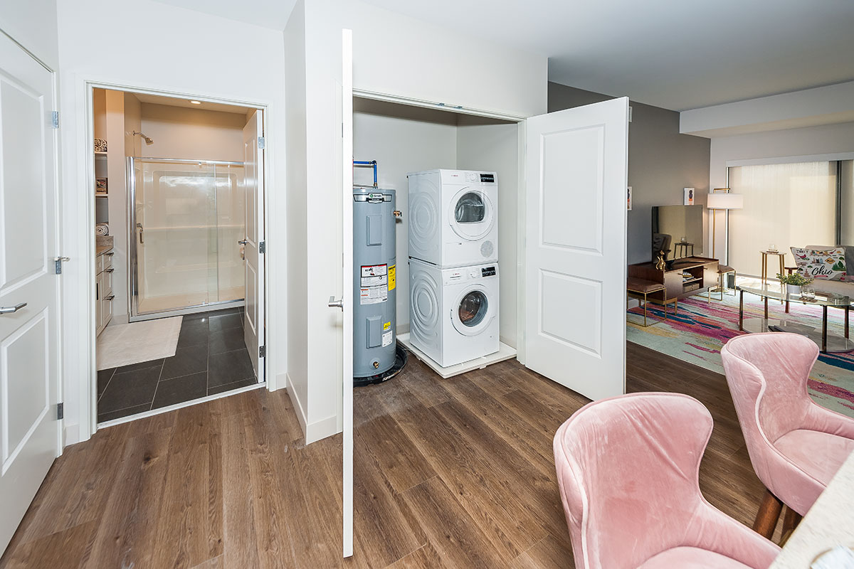 121 Larchmere - Cleveland, OH